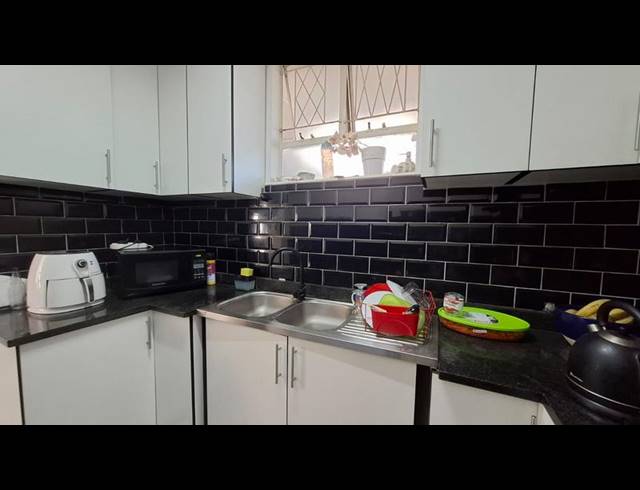 2 BEDROOM APARTMENT FOR SALE IN NORTH BEACH